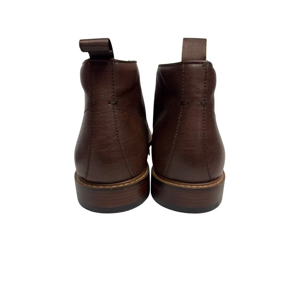 Steve Madden features soft